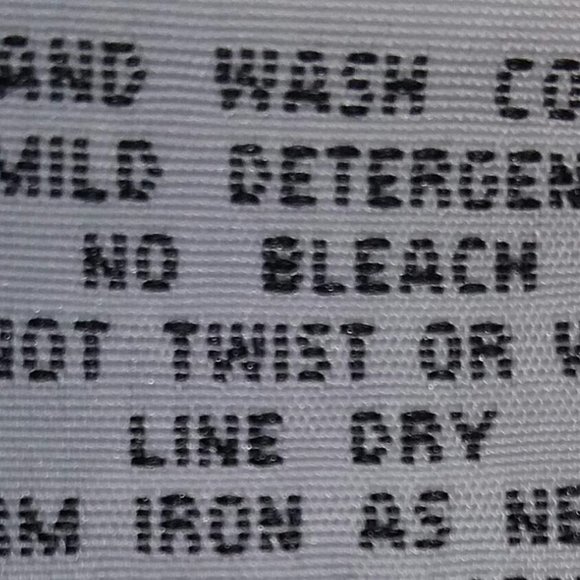 Karin Stevens Top. Size 10 - Picture 6 of 8